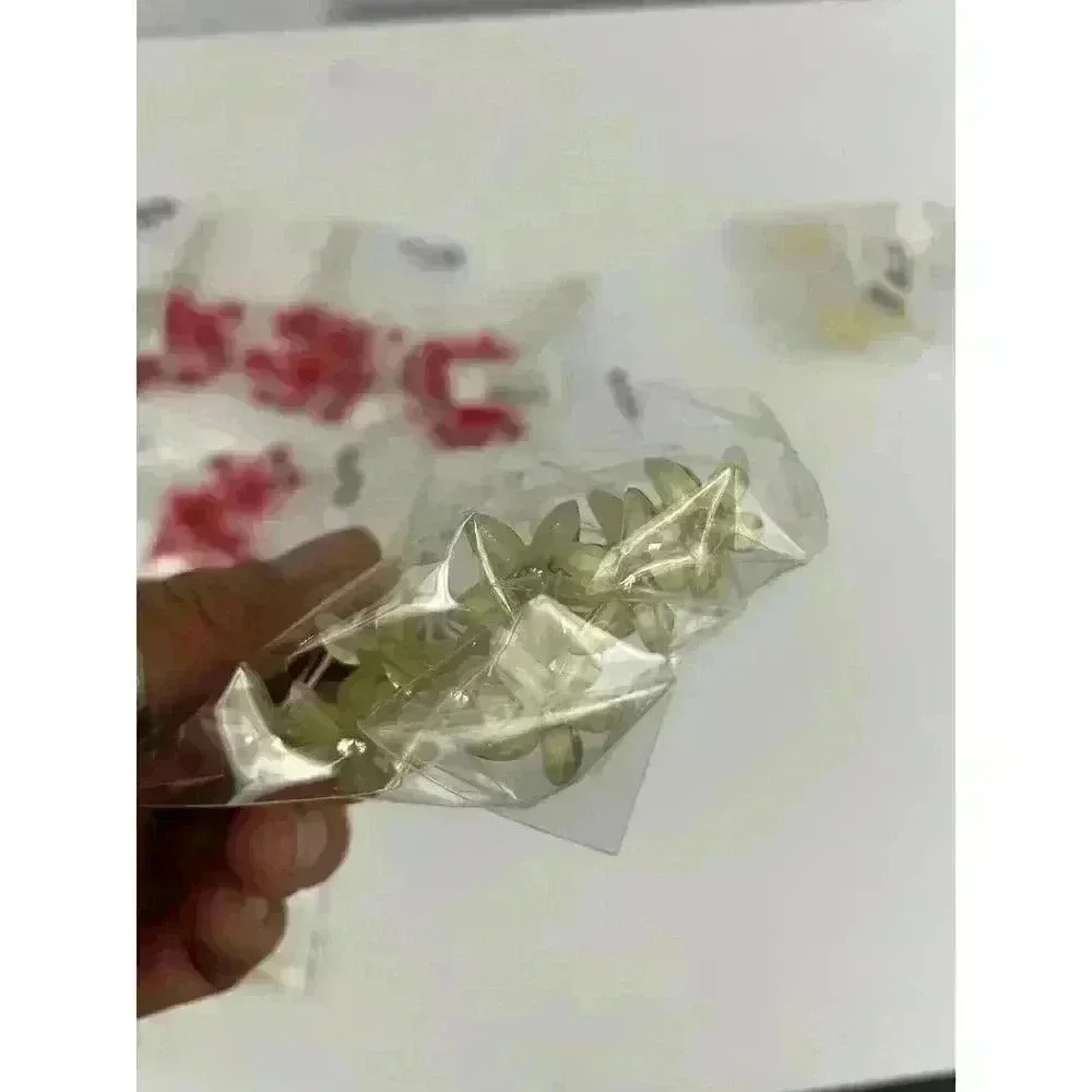 Unbranded bulk flower